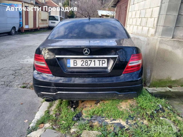 Mercedes W204, c250 d, 2012 г на части, снимка 2 - Автомобили и джипове - 54268452