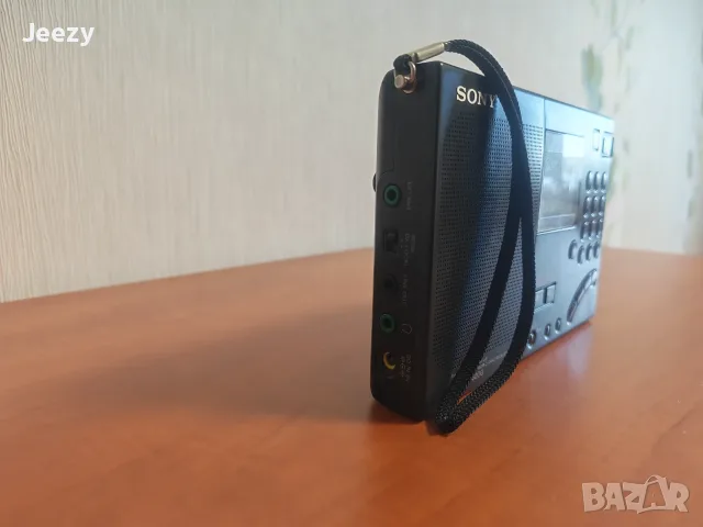  Sony ICF -7600G, снимка 2 - Радиокасетофони, транзистори - 55739895
