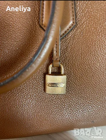 Оригинална дамска чанта Michael Kors Mercer Satchel, снимка 2 - Чанти - 56079070