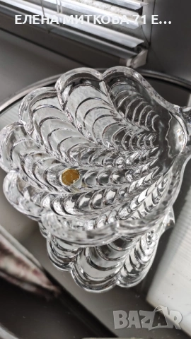 Кристална купичка с форма на мида, снимка 2 - Чинии - 54130845