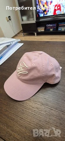 Дамска шапка на Tommy Hilfiger , снимка 5 - Шапки - 56044521