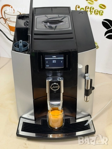 Кафемашина кафе автомат JURA E8 с гаранция, снимка 5 - Кафемашини - 52730303