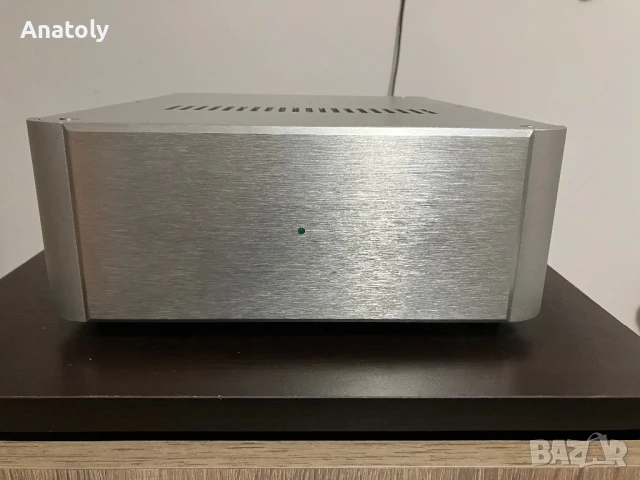 Лампов RIAA усилвател