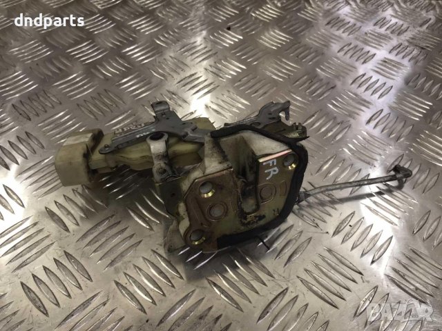 Предна дясна брава Toyota Yaris Verso,2004г.