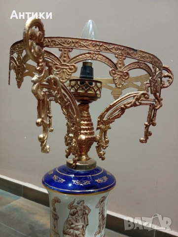 Стара порцеланова лампа , снимка 2 - Антикварни и старинни предмети - 52513737