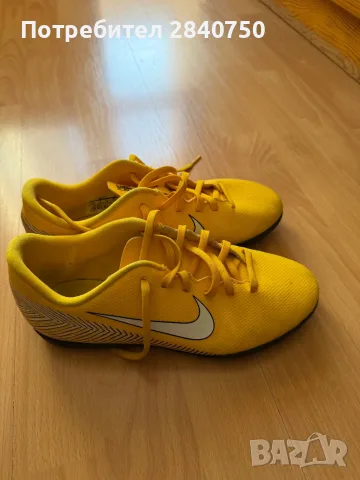 Футболни обувки Nike, снимка 2 - Футбол - 56353798