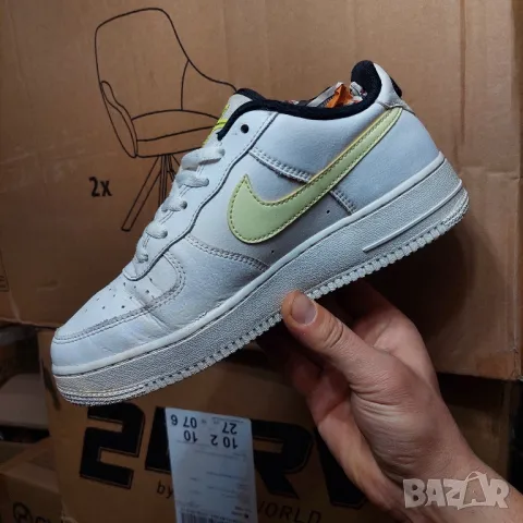 оригинални маратонки Nike Air Force 1 LV8 1 номер 38-38,5, снимка 9 - Маратонки - 47499149