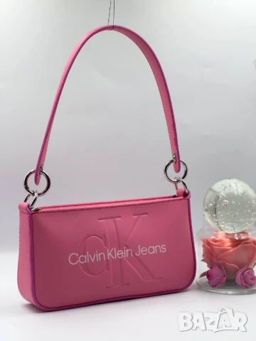 чанти Calvin Klein jeans , снимка 17 - Чанти - 51429637