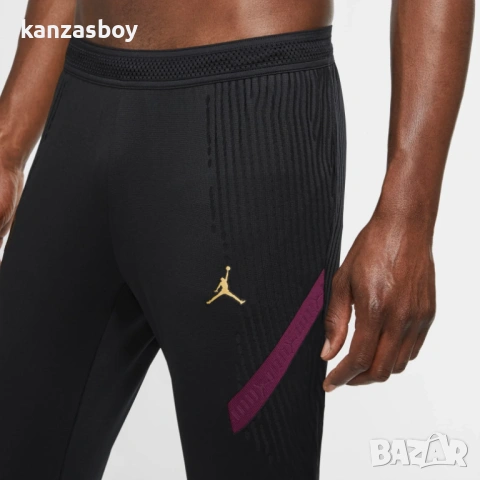 Paris Saint Germain Training Trousers Strike 2.0 VaporKnit - мъжко футболно долнище С