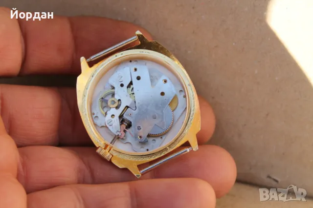 Нов неносен механичен Швейцарски часовник ''Ventex'', снимка 9 - Мъжки - 47452171