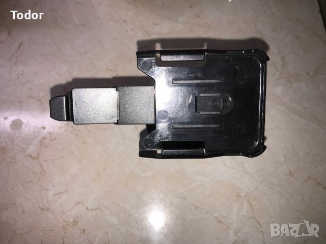 Стойка за Iphone 4 за стъклото за кола, снимка 2 - Аксесоари за Apple - 38652086