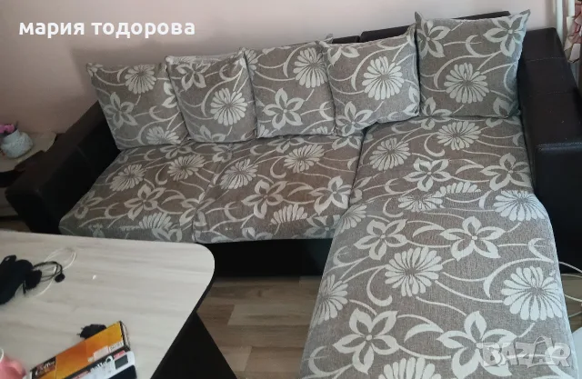 ъглов диван и маса , снимка 3 - Дивани и мека мебел - 56408416