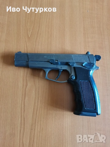 Продавам въздушен пистолет, снимка 4 - Въздушно оръжие - 54191832