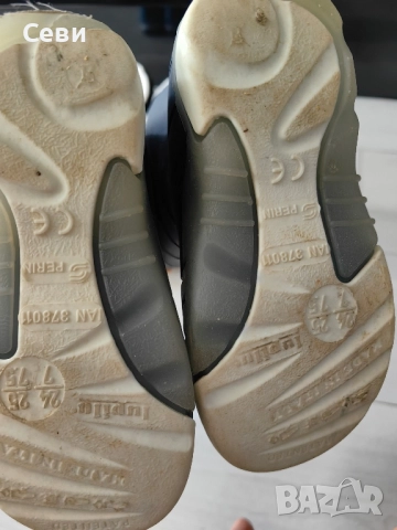 ботуши и маратонки , снимка 4 - Детски боти и ботуши - 51498489