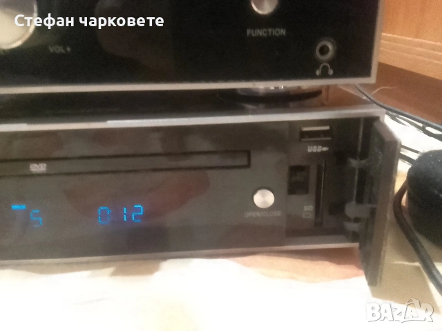 Аудио уредба от два компонента усилвател и DVD player със радио тунер , снимка 9 - Аудиосистеми - 53116667