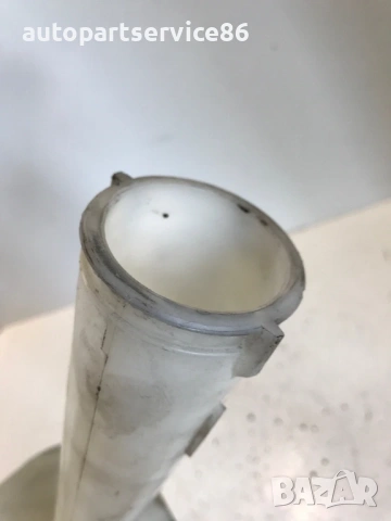 Казанче за течност за чистачки за Nissan Almera Tino 2.2 Di (2004)