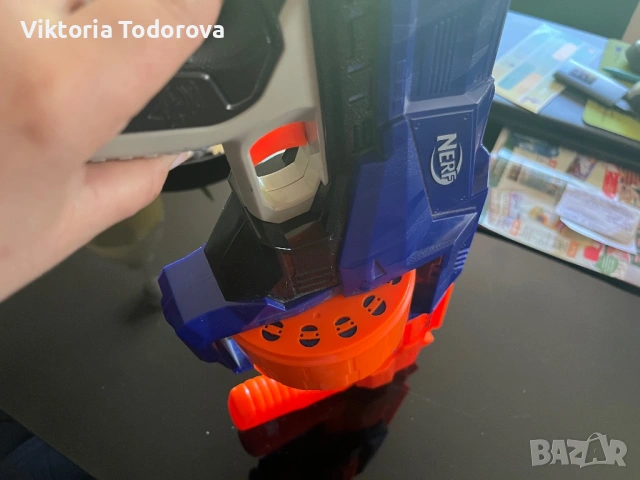 Nerf Surgefire с 15 оригинални стрели, снимка 2 - Други - 54319493