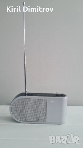 Sony ICF-304, снимка 2 - Радиокасетофони, транзистори - 53903675