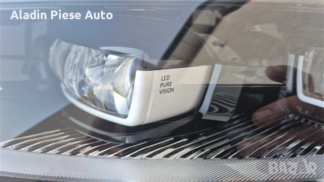 Ляв фар Renault Megane 4 година 2018 2019 2020 2021 2022 Full Led Pure Vision код 90109775 , снимка 3 - Аксесоари и консумативи - 51816844