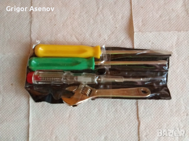 Комплект отверки, снимка 2 - Отвертки - 53168328