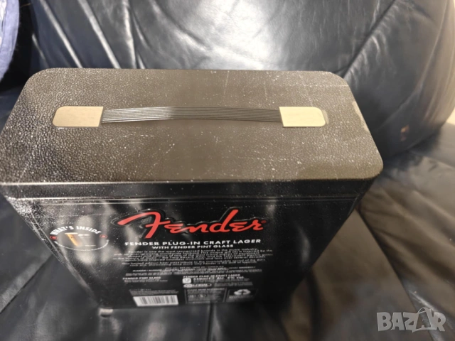 Fender METAL BOX-PLUG-IN Craft Lager Beer and Pint Glas, снимка 8 - Китари - 53378258