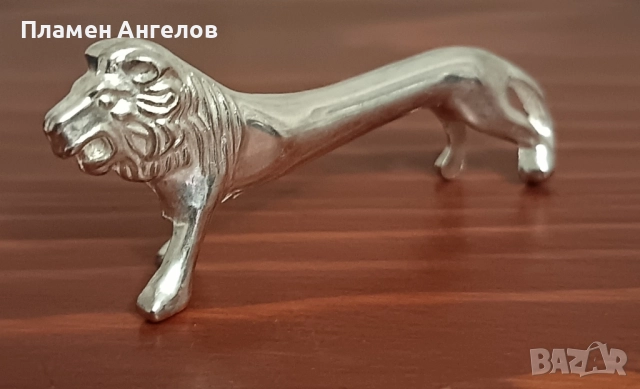 Винтидж поставка за ножове"Лъв" , снимка 2 - Антикварни и старинни предмети - 52474725