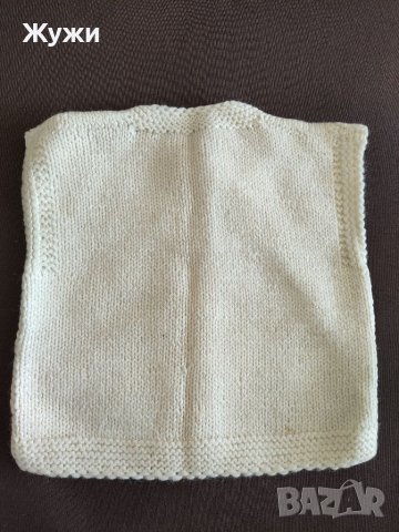 Нови ръчно плетени бебешки елечета 3-6,,6-9 месеца, снимка 4 - Бебешки якета и елеци - 36023255