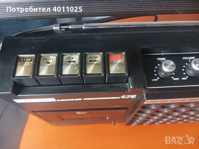Vntage crown crc 476 am/fm radio cassette made in japan, снимка 4 - Радиокасетофони, транзистори - 51170381