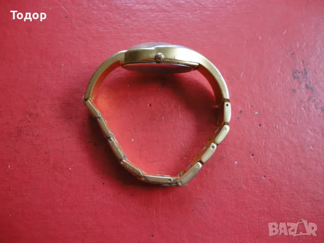 Позлатен дамски часовник Rivage , снимка 2 - Дамски - 48365091