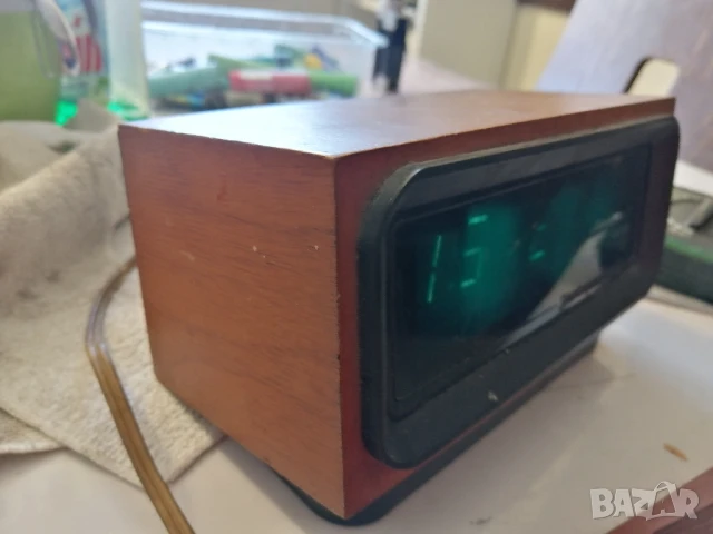 Ретро, часовник ЕЛЕКТРОНИКА 4 от СССР , снимка 6 - Антикварни и старинни предмети - 51235727