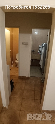 Собственик продава двустаен завършен и обзаведен апартамент с ЧИСТА площ 50м2, плюс таванска стая 20, снимка 8 - Апартаменти - 52188592