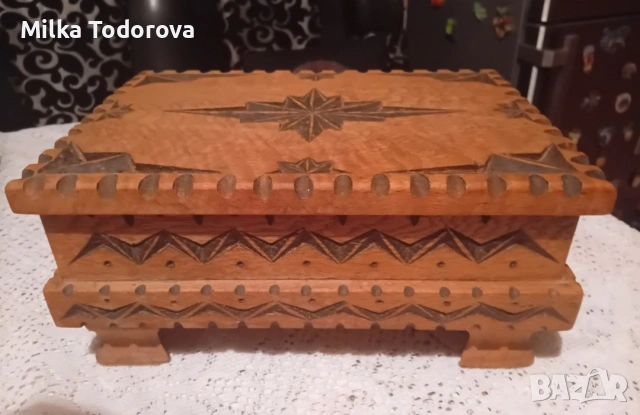 дървена масивна кутия , снимка 8 - Антикварни и старинни предмети - 54282856