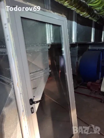Алуминиеви врати в цвят със стъклопакет използвани, снимка 1