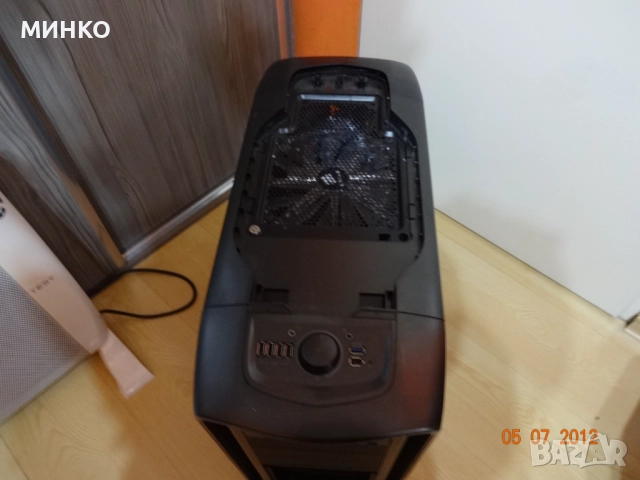 Corsair Graphite Series 600T , снимка 4 - Захранвания и кутии - 52919148