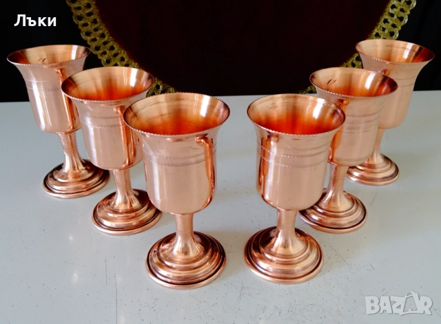 Медни чаши за ракия,чиста червена мед,на столче. , снимка 2 - Антикварни и старинни предмети - 52203905