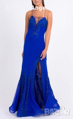 разкошна вечерна рокля с гол гръб в син цвят