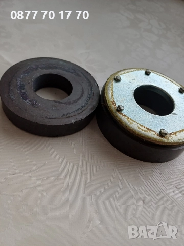 2 големи феритни магнита