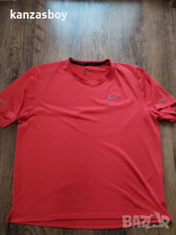 nike dri fit - страхотна дамска тениска L, снимка 4 - Тениски - 49497032
