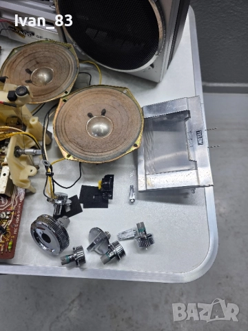 Радиокасетофон Sharp gf 6363 на части. , снимка 3 - Радиокасетофони, транзистори - 52393023