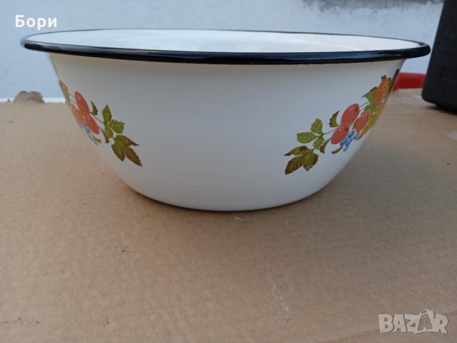 Стара емайлирана купа  не е ползвана, снимка 3 - Съдове за готвене - 35586370