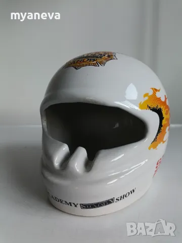 Каска за мотор, порцеланова статуетка, пепелник. , снимка 5 - Статуетки - 49276262