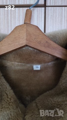 Есенно-зимно палтенце, снимка 2 - Палта, манта - 34231108