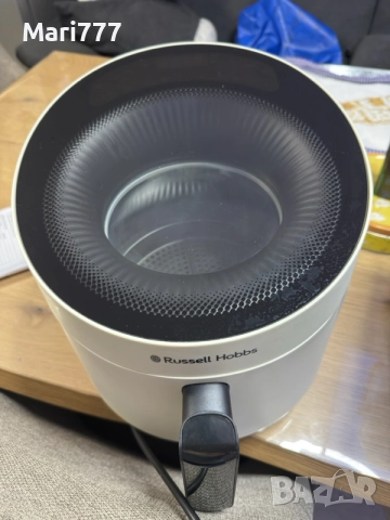 Еър фрайър Russell Hobbs , снимка 4 - Фритюрници - 56298113