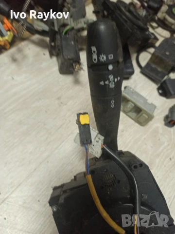 Лостчета за светлини и чистачки за Peugeot 207, 2008 г. 96630724XT, снимка 2 - Части - 51342857