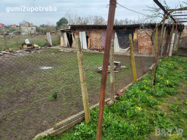 Продавам Дворно Място 3397кв.м с Масивна Стара Къща 60кв.м и Стопански Постройки, снимка 5 - Къщи - 54058151