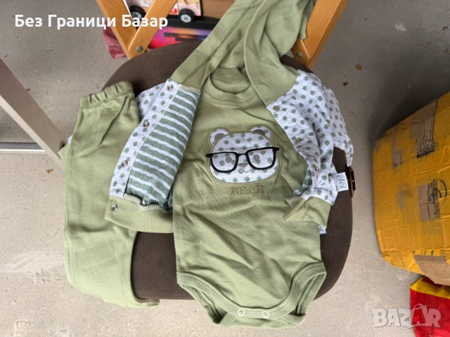 Нови Бебешки дрехи 3 части зелен комплект с мече и качулка боди панталон и горнище
