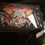 Нова чантичка за ръка, кожена.. с черепи на циповете, ED HARDY оригинал.с етикет, снимка 4