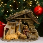 Коледна композиция „Рождество Христово“ – топлина и смисъл в един декор, снимка 5