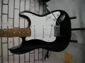 Fender Skquier Stratokaster  , снимка 1