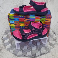 Топ модел детски сандали с велкро в цвят графит и фуксия, снимка 1 - Детски сандали и чехли - 37132622